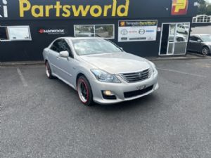 Toyota Crown GWS204 2008-2012