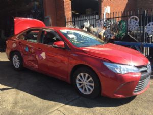 Toyota Camry AVV50