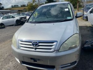 Toyota Ipsum ACM21 2001-2009