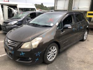 Toyota Blade AZE156