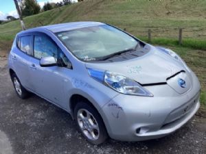 Nissan Leaf ZE0 2011-2016