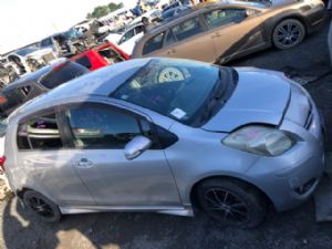 Toyota Vitz SCP90