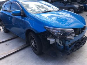 Toyota Corolla ZRE182