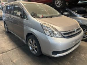Toyota Isis ANM10 2004-2017