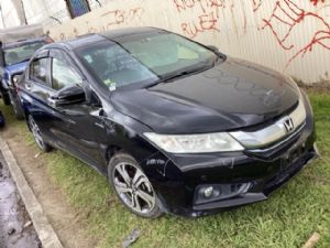 Honda Grace GM4