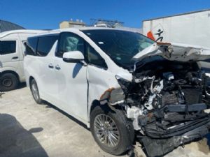 Toyota Vellfire GGH20W