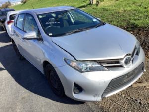 Toyota Corolla ZRE182