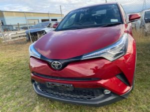Toyota C-HR NGX10