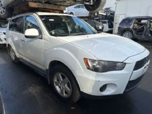 Mitsubishi Outlander CW5W 2006-2012