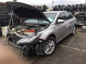 Toyota Camry AVV50