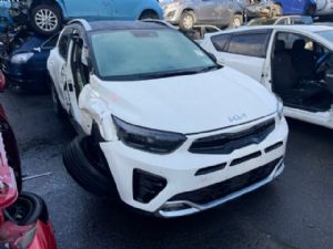 KIA Stonic YB CUV KX1 2017-on