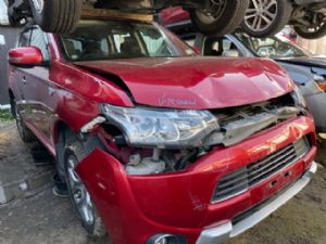 Mitsubishi Outlander GG2W Hybrid
