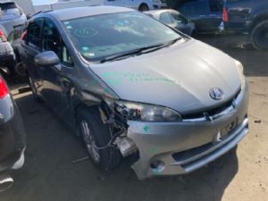 Toyota Wish ZGE20