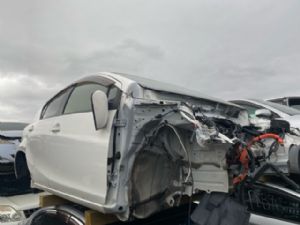 Toyota Aqua NHP10 2015-2017