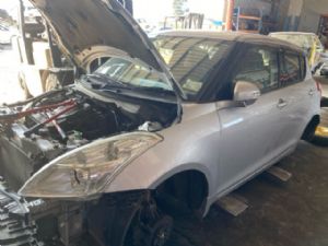 Suzuki Swift ZC72S 2010-2017