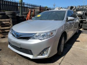 Toyota Camry AVV50