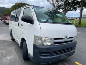 Toyota Hiace TRH201 03/05-on
