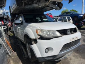 Mitsubishi Outlander CW5W 2006-2012