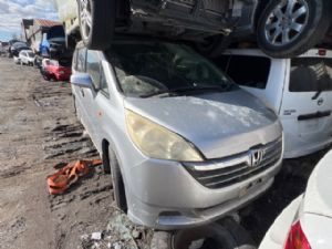 Honda Stepwgn RG1-RG3 3rd Gen 2005-2009