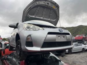 Toyota Aqua NHP10 2015-2017