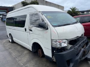 Toyota Hiace KDH200 03/05-09/06