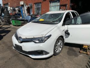 Toyota Corolla ZWE186