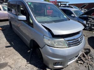 Nissan Serena C25 2005-2010