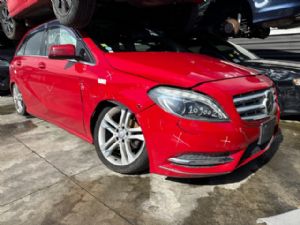 Mercedes-Benz 180 180E