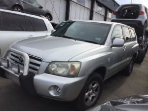 Toyota Kluger ACU20