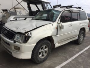Toyota Landcruiser 100 SERIES