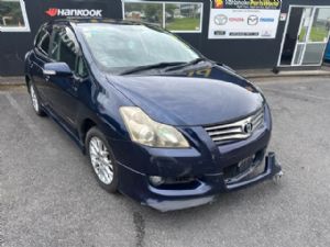 Toyota Blade AZE154