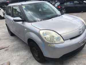 Mazda Verisa DC 2WD 01/04 on