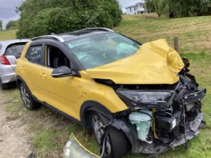 KIA Stonic YB CUV KX1 2017-on