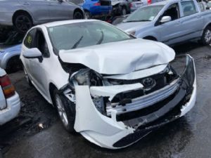 Toyota Corolla ZRE212