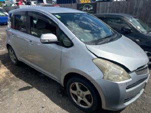 Toyota Ractis NCP100 2005-2010