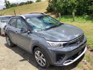 KIA Stonic YB CUV KX1 2017-on