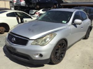 Nissan Skyline J50 2009-2014