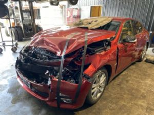Infiniti Q50 V37 2013-2015