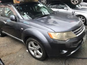 Mitsubishi Outlander CW5W 2006-2012