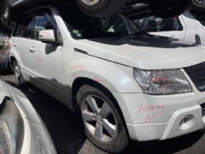 Suzuki Escudo TDA4W
