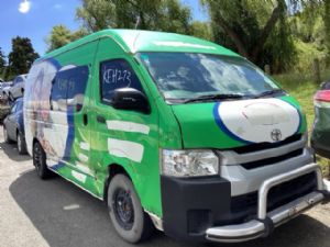 Toyota Hiace KDH221 10/06-on