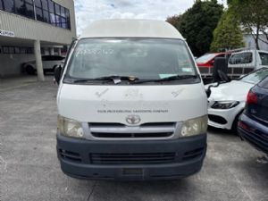 Toyota Hiace KDH200 03/05-09/06