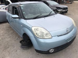 Mazda Verisa DC 2WD 01/04 on