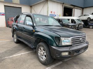 Toyota Landcruiser 100 SERIES