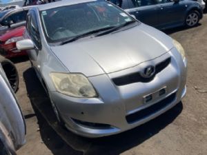 Toyota Auris ZRE152