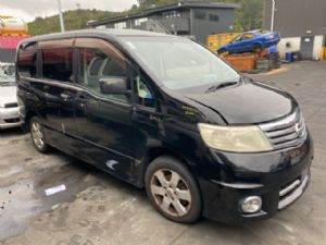 Nissan Serena C25 2005-2010