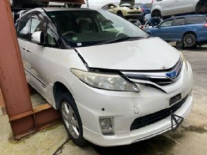Toyota Estima AHR20