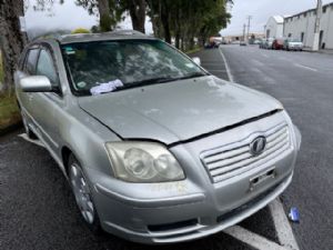 Toyota Avensis AZT250
