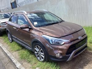 Hyundai i20 HB351