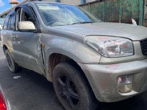 Toyota RAV4 ZCA26